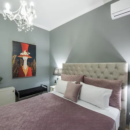 Apartment Luxury Katrinas With Outdoor Jacuzzi *