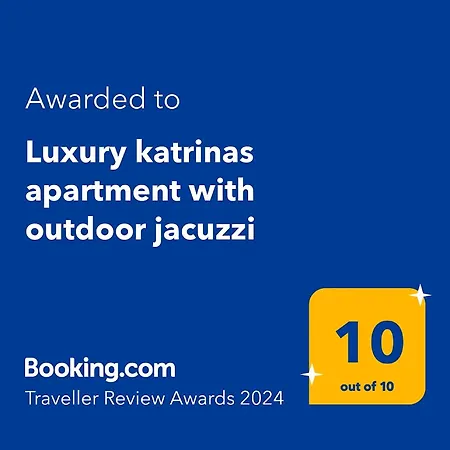Luxury Katrinas With Outdoor Jacuzzi Apartment